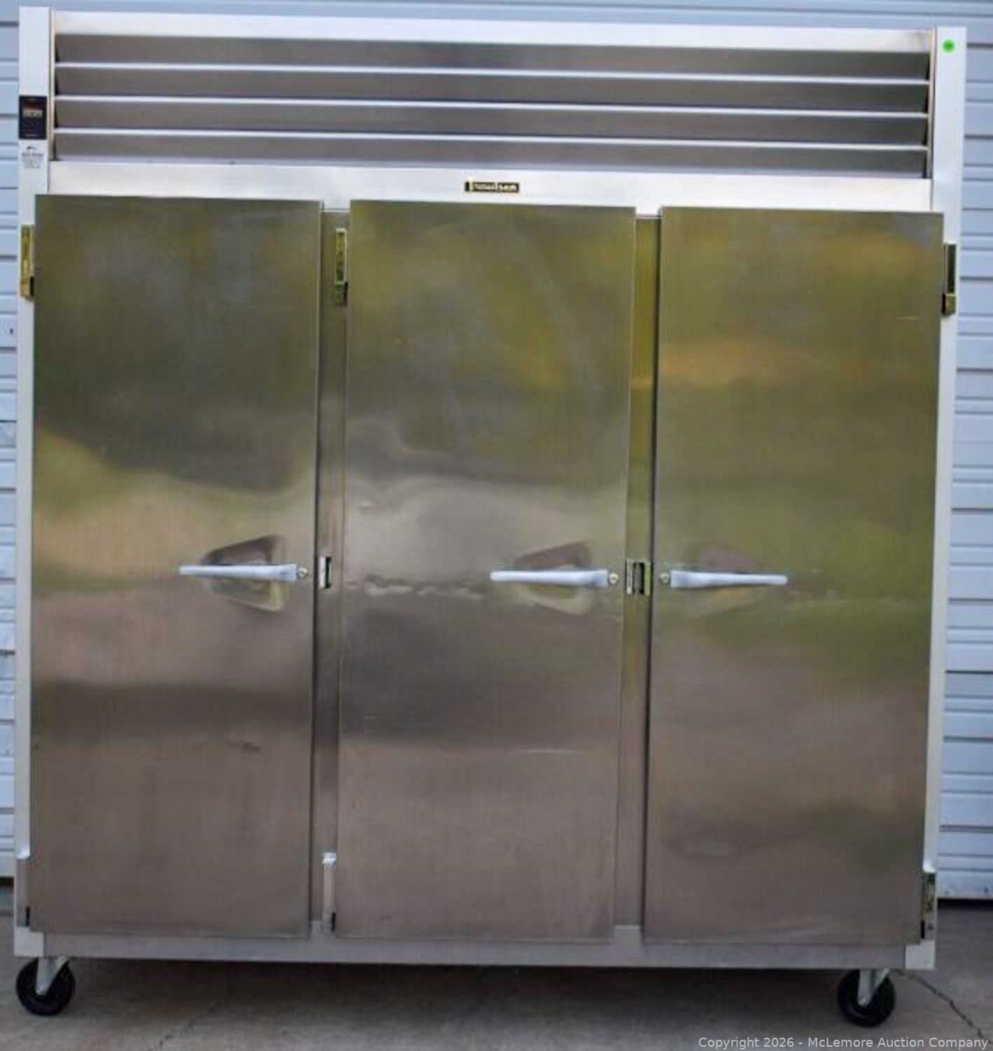 Surplus Restaurant Equipment: 3-Door Refrigerators, Convection Ovens, Griddle, Slicers, Fryers, Prep
